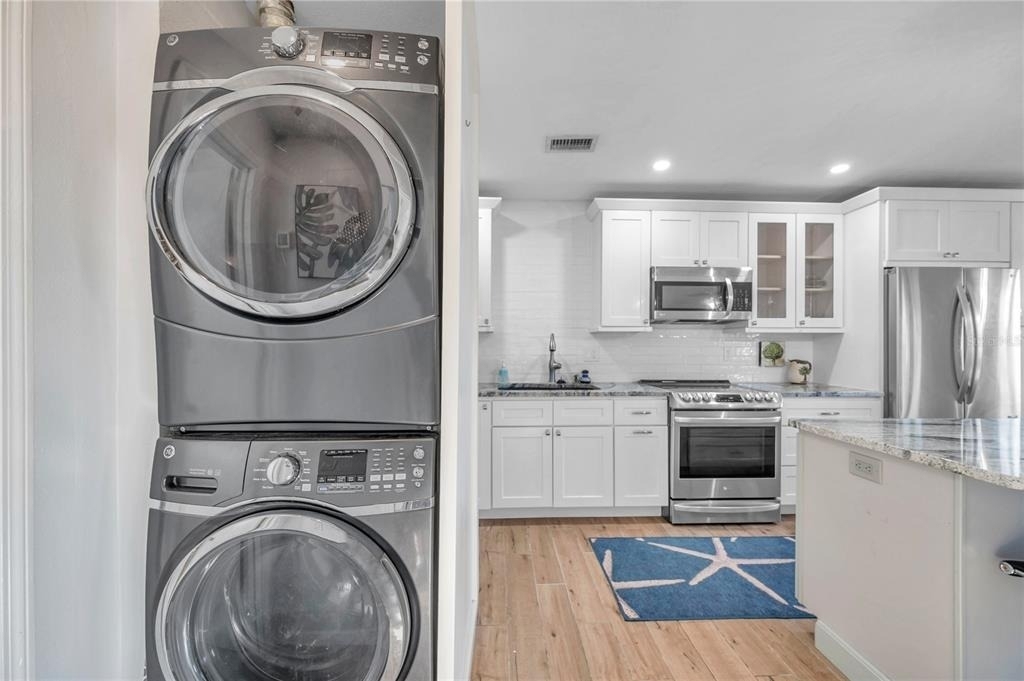 4728 Beach Drive Se - Photo 21