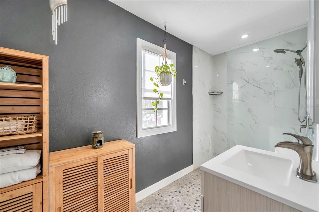 4728 Beach Drive Se - Photo 17