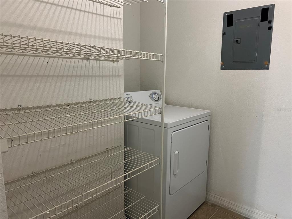 8915 Latrec Ave - Photo 11