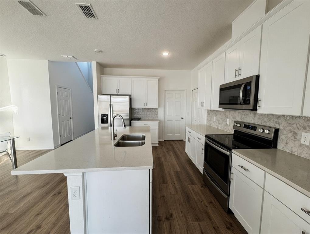 2345 Treasure Hill Street - Photo 6