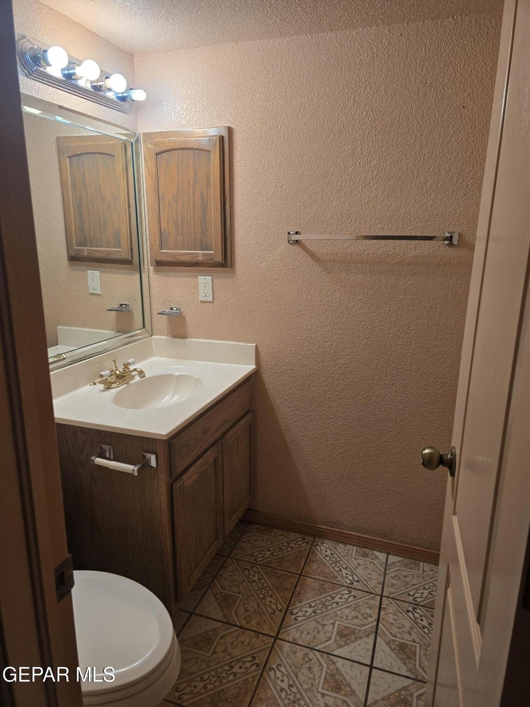 3213 Tierra Ave Place - Photo 6