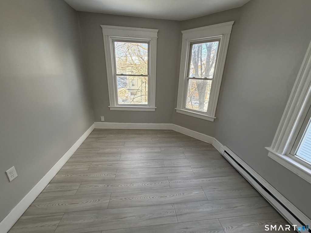143 Congress Avenue - Photo 1