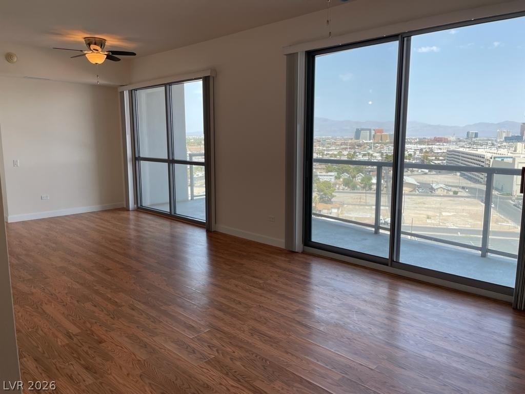 200 W Sahara Avenue - Photo 11