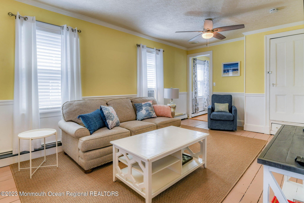 18 Abbott Avenue - Photo 25