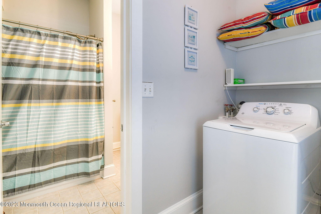 18 Abbott Avenue - Photo 22