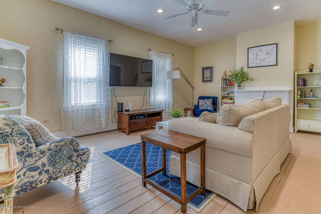 18 Abbott Avenue - Photo 9