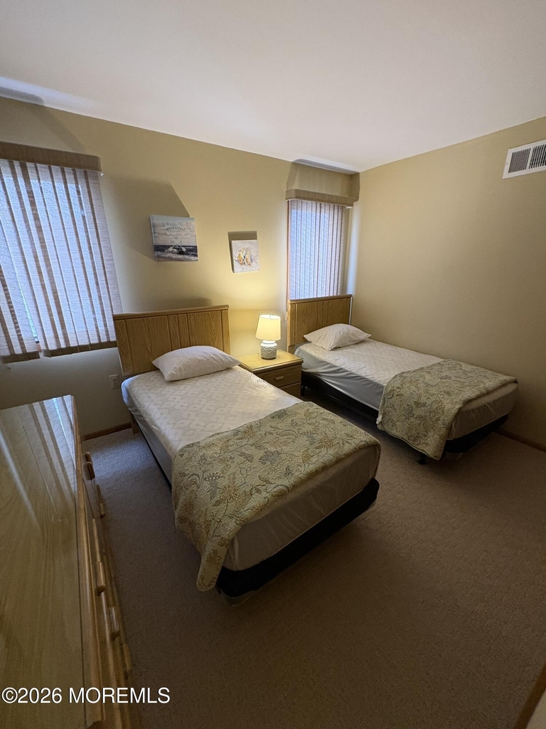17 Brown Avenue - Photo 10