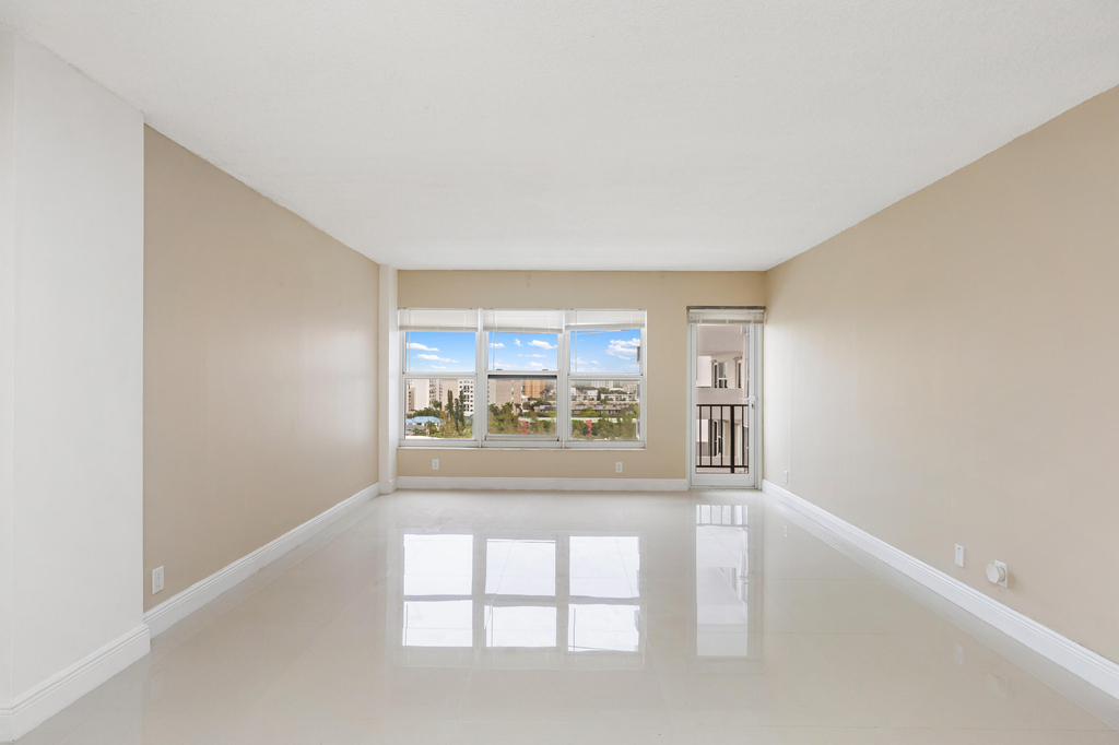 405 N Ocean Boulevard - Photo 15