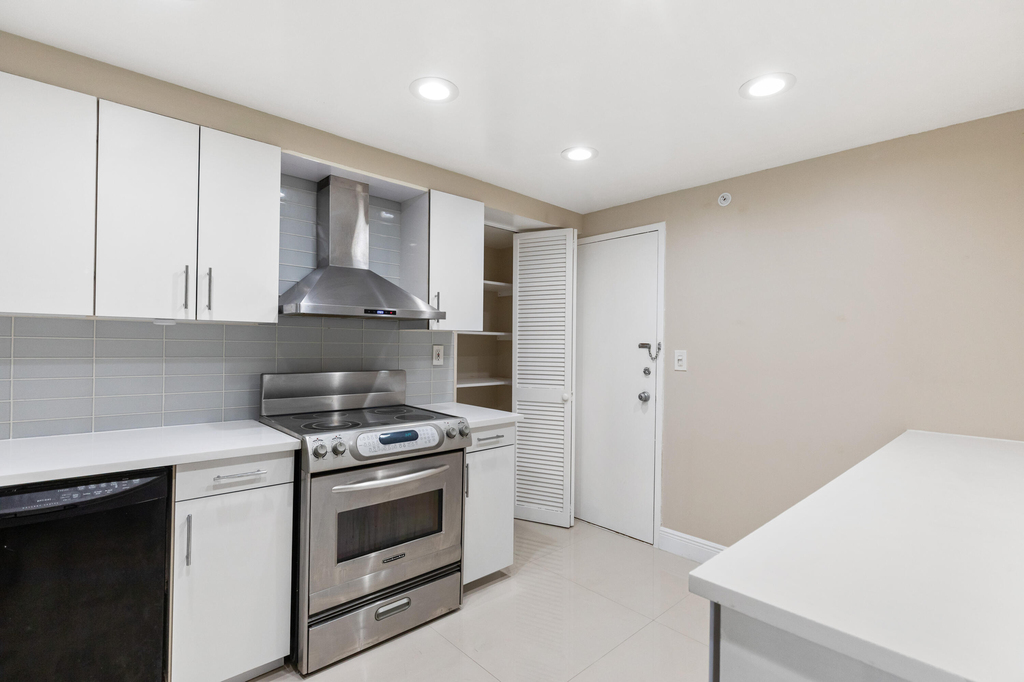 405 N Ocean Boulevard - Photo 32