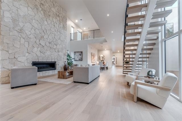 3821 Beechwood Lane - Photo 5