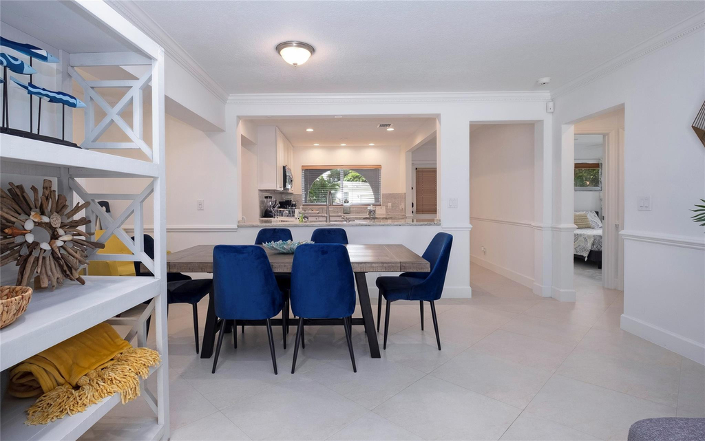 1240 Sw 13th Circle - Photo 6