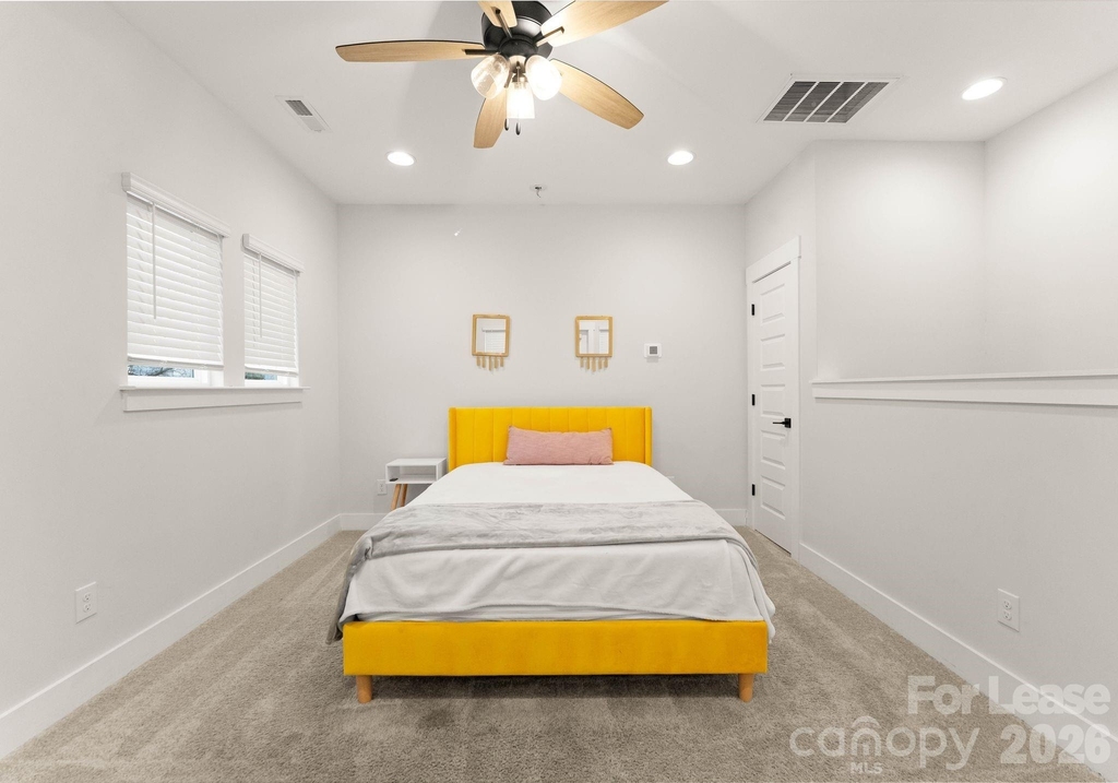 648 W End Drive - Photo 36