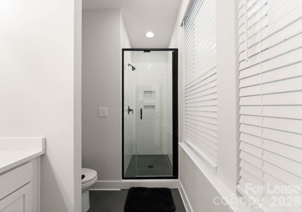 648 W End Drive - Photo 33