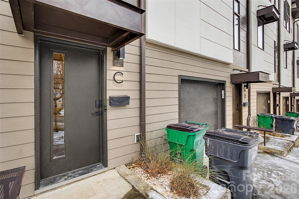 840 E 18th Street - Photo 1