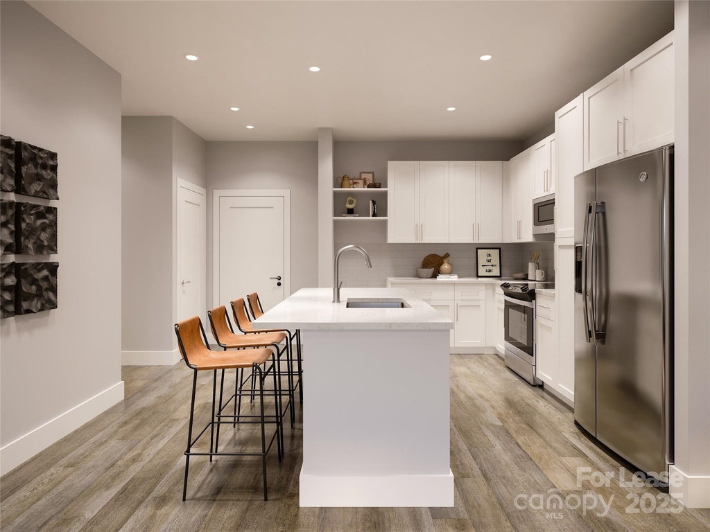 5625 Hollyfield Drive - Photo 4