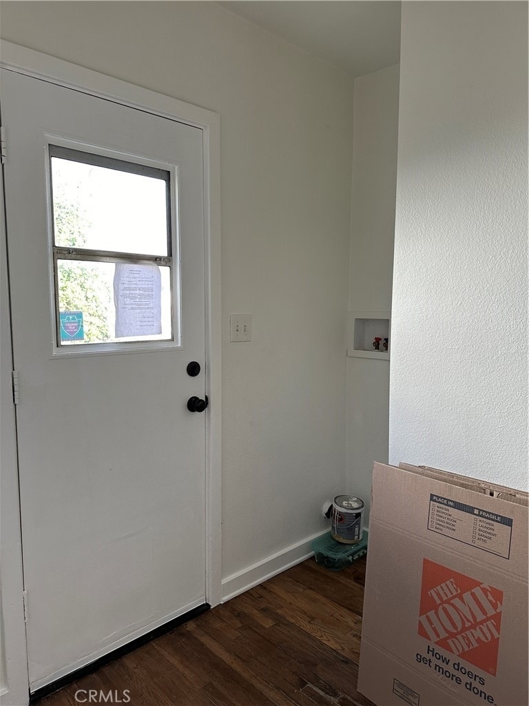 1054 N Euclid - Photo 3