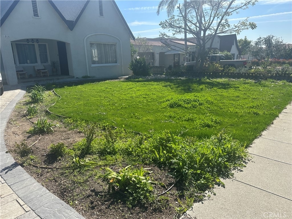 1054 N Euclid - Photo 26