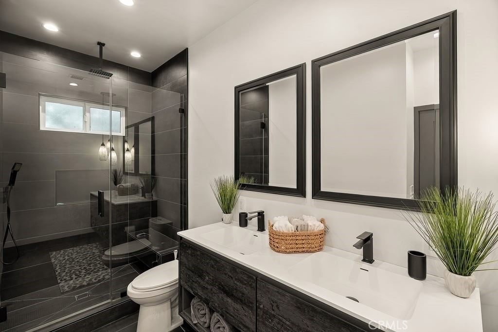 5332 Natick Ave. - Photo 8