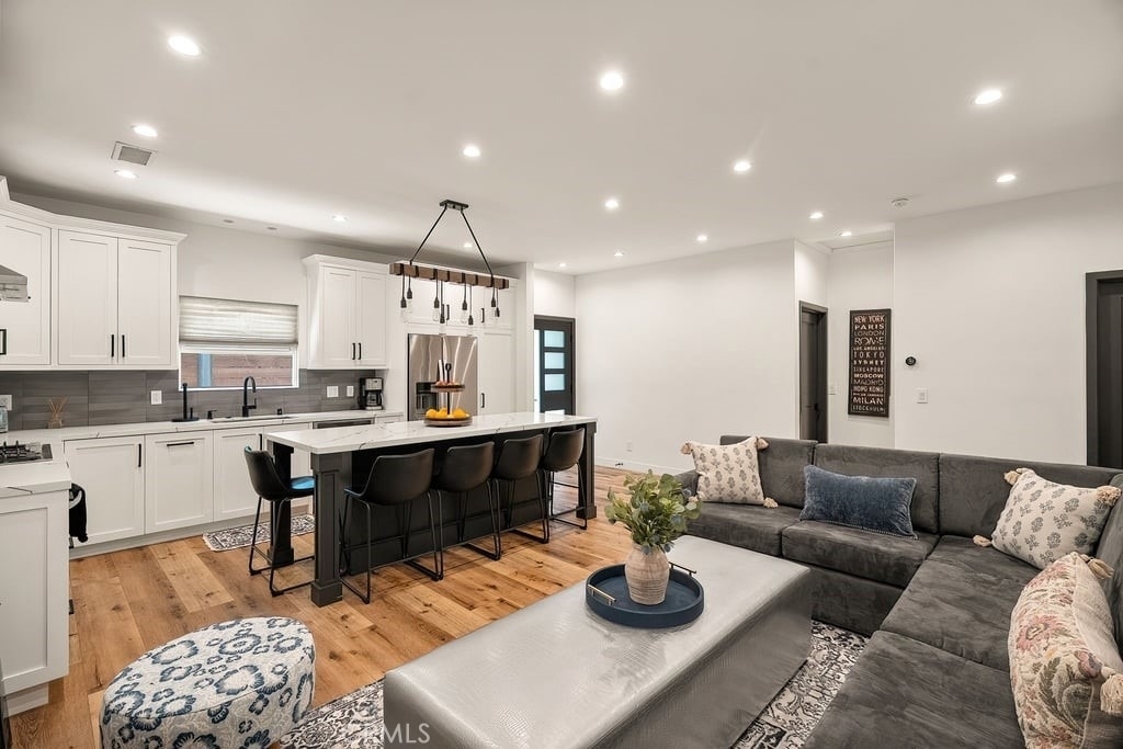 5332 Natick Ave. - Photo 2