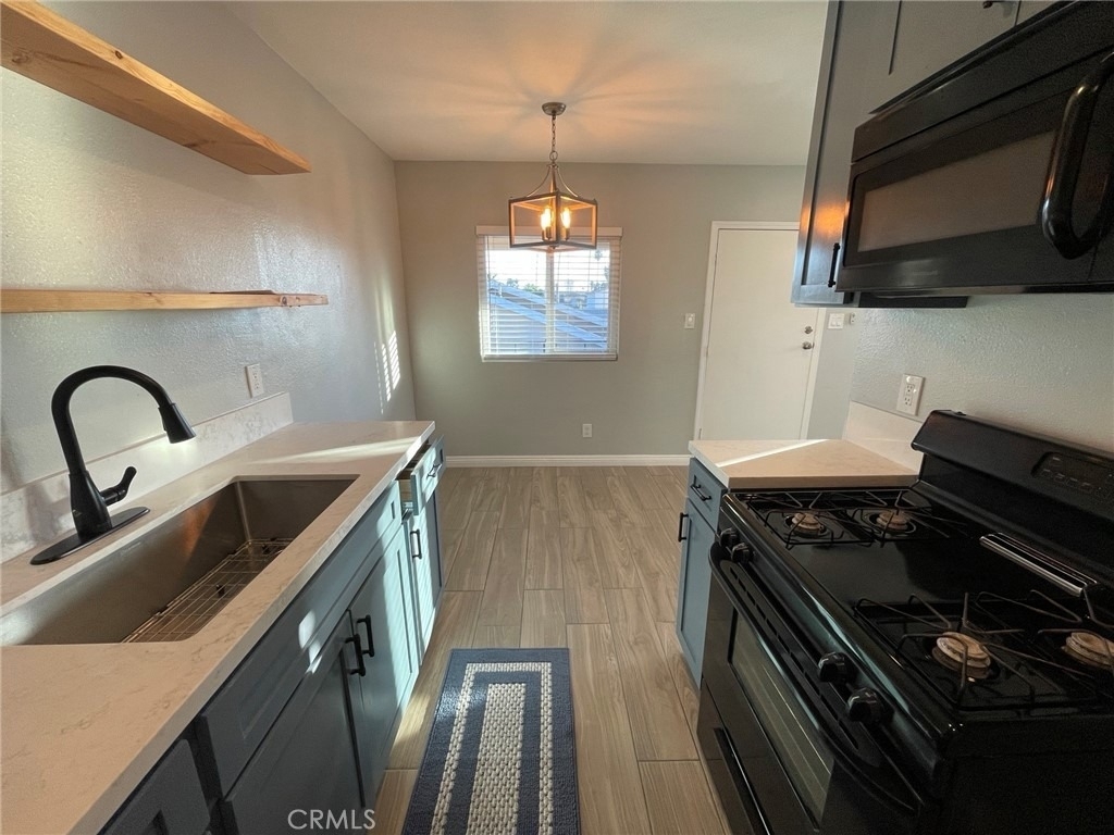 1707 W 81st - Photo 8
