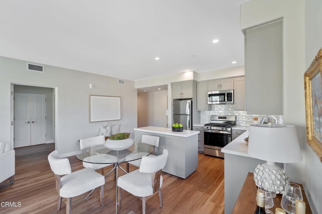 88 N Oakland Avenue - Photo 28