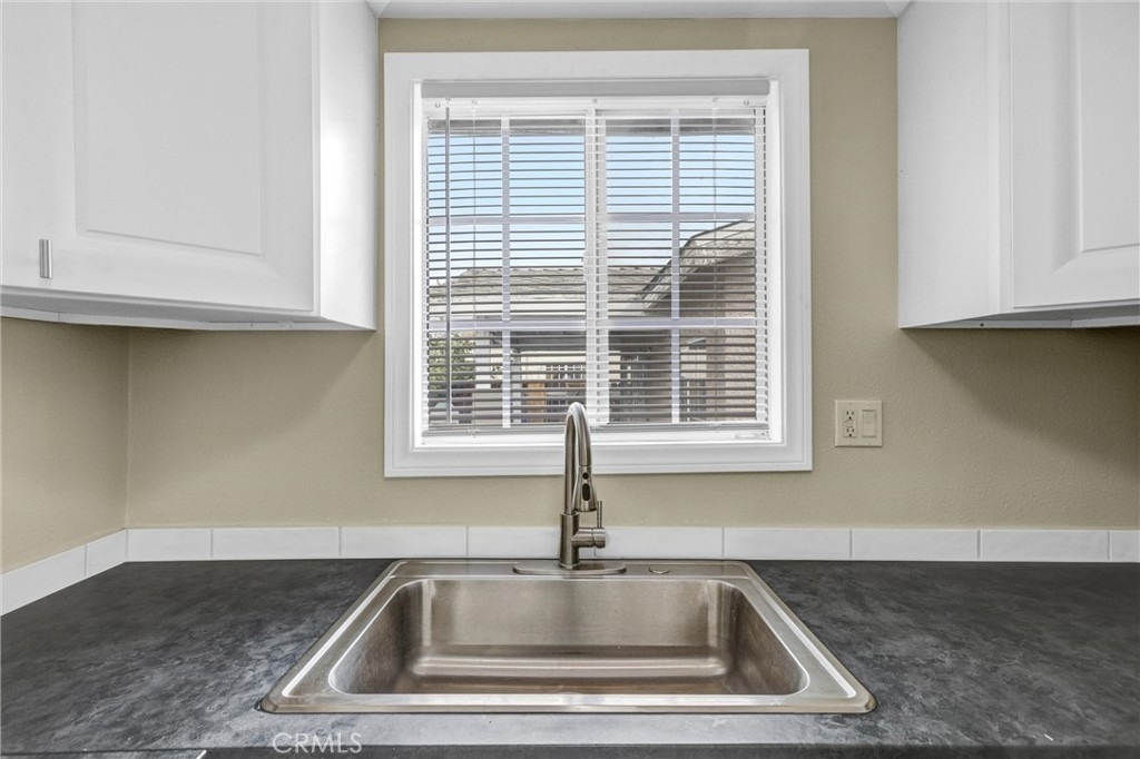 12624 S Mona - Photo 5
