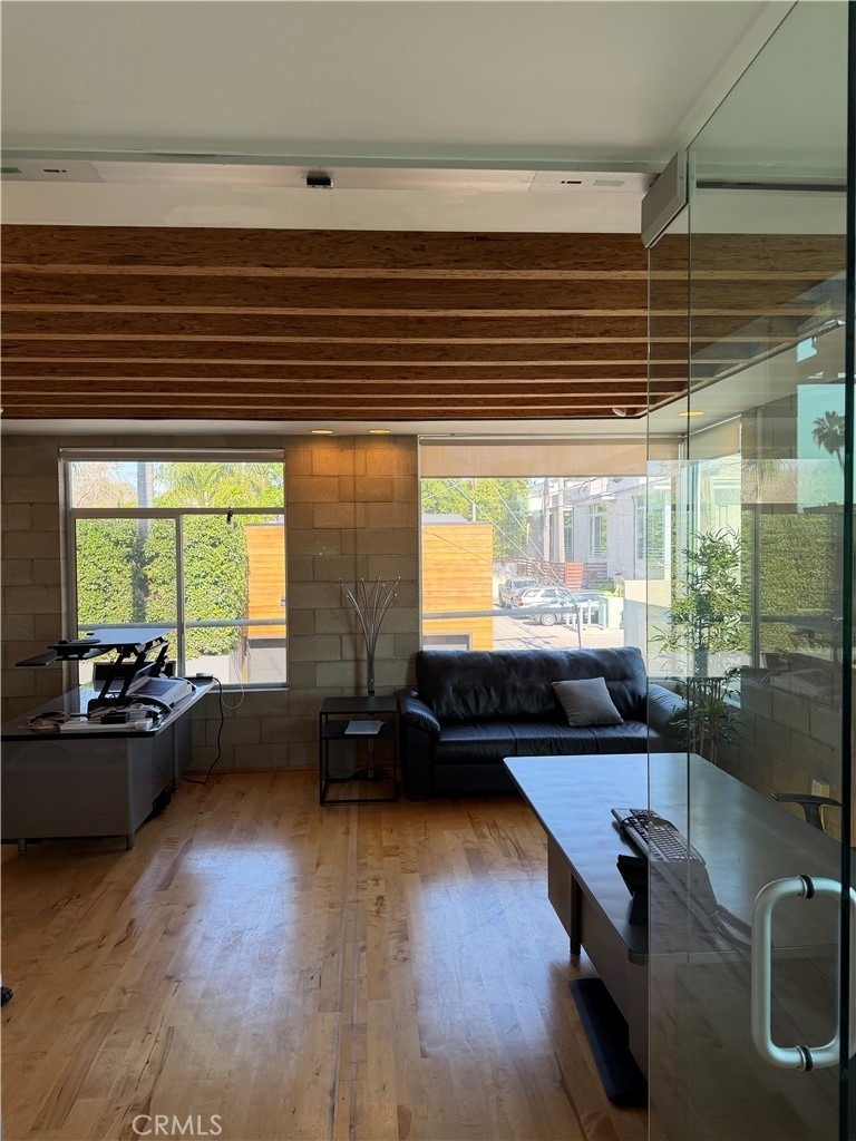 6615 Melrose Avenue - Photo 8