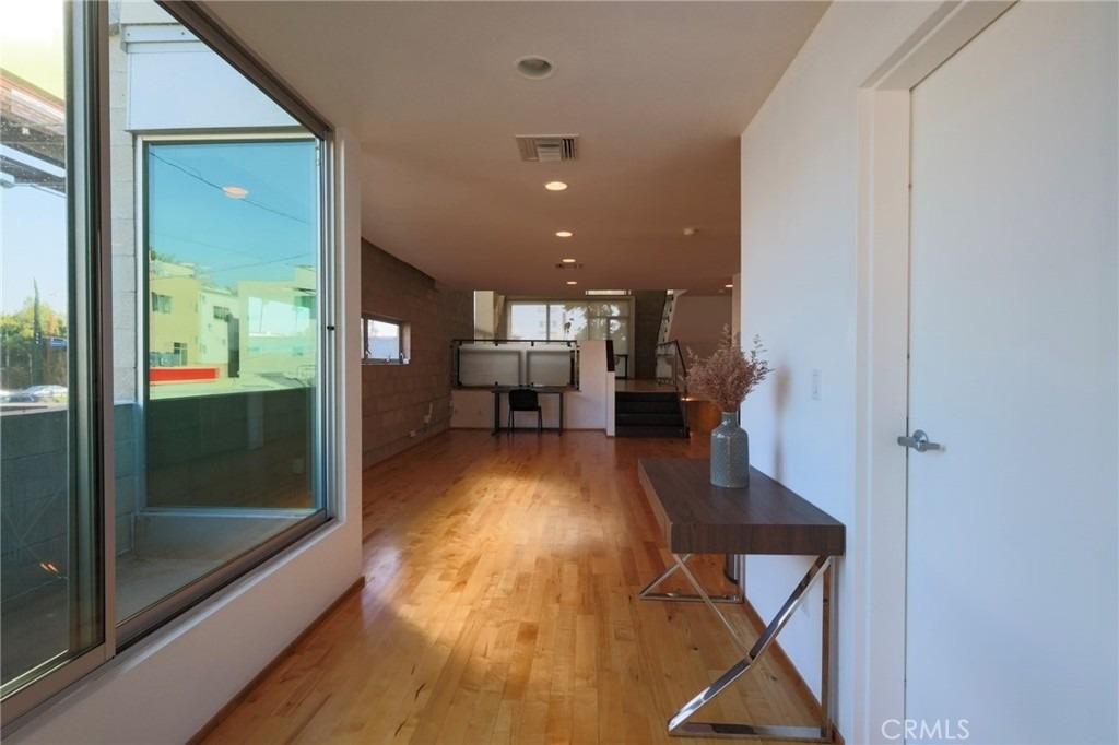 6615 Melrose Avenue - Photo 6