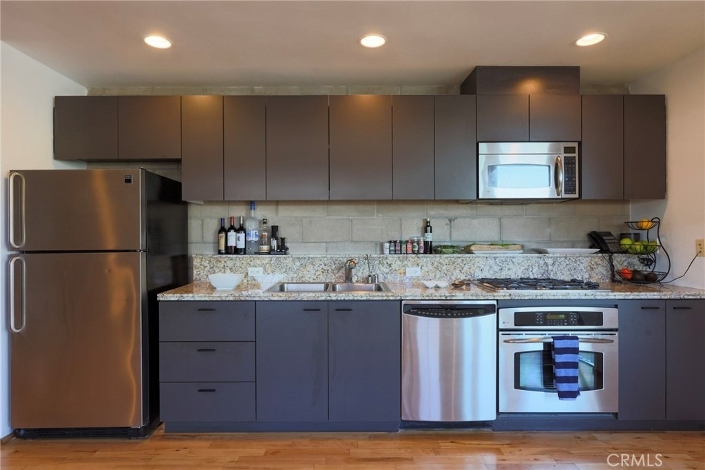 6615 Melrose Avenue - Photo 5