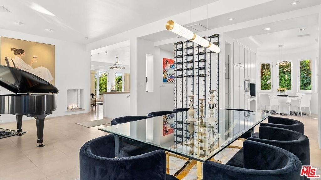 1368 Doheny Place - Photo 13