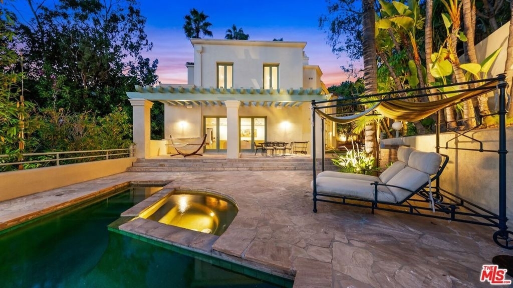 1368 Doheny Place - Photo 8