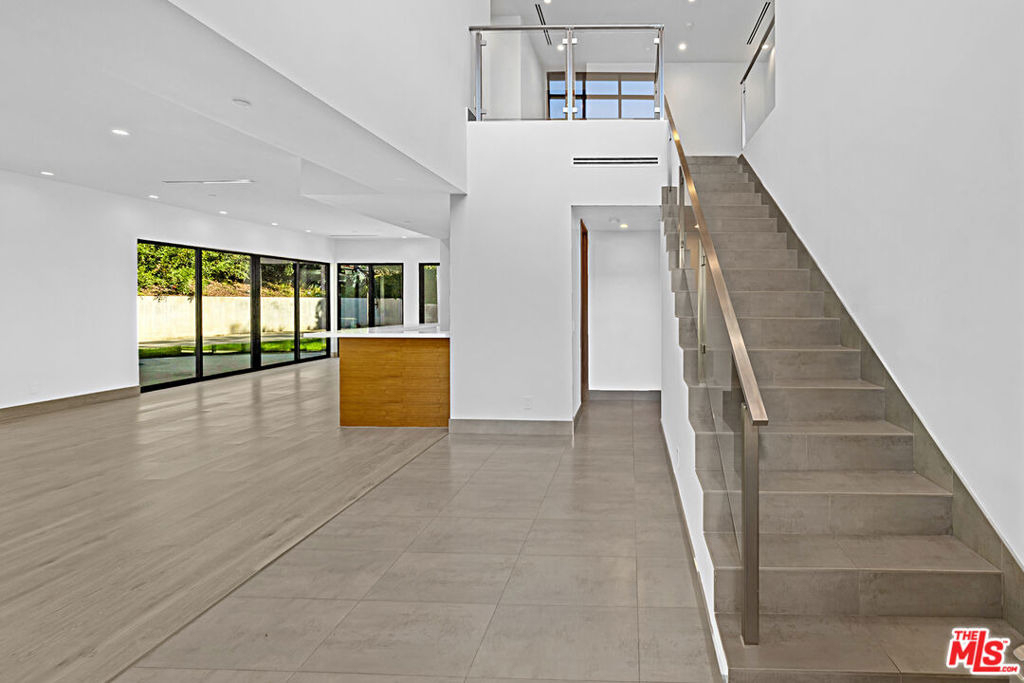 11200 Dona Lola Drive - Photo 5
