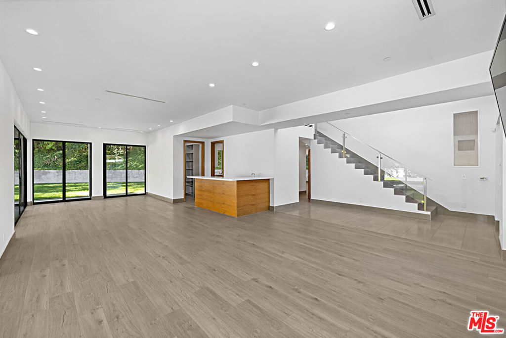 11200 Dona Lola Drive - Photo 6