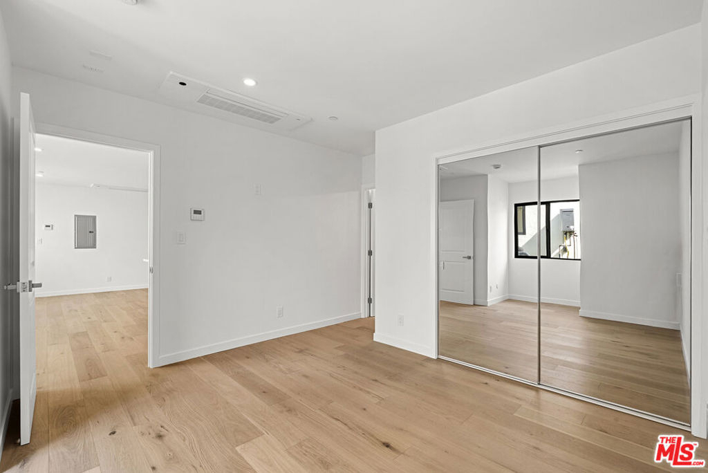822 N Orange Grove Avenue - Photo 14