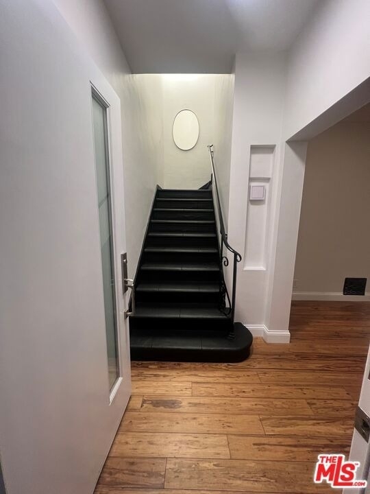 9373 W Olympic Boulevard - Photo 16