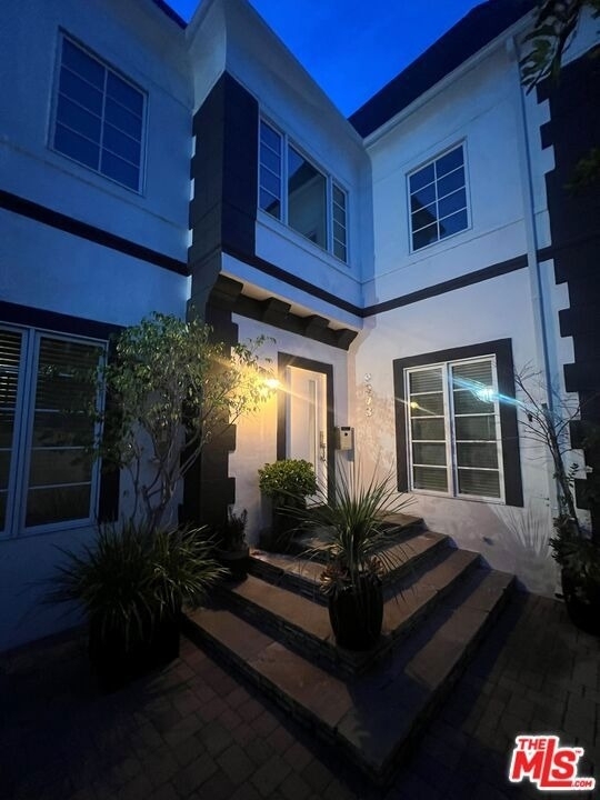 9373 W Olympic Boulevard - Photo 3