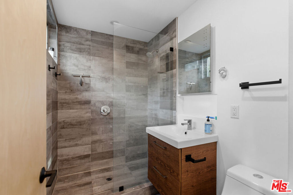 6127 Glen Tower Street - Photo 20