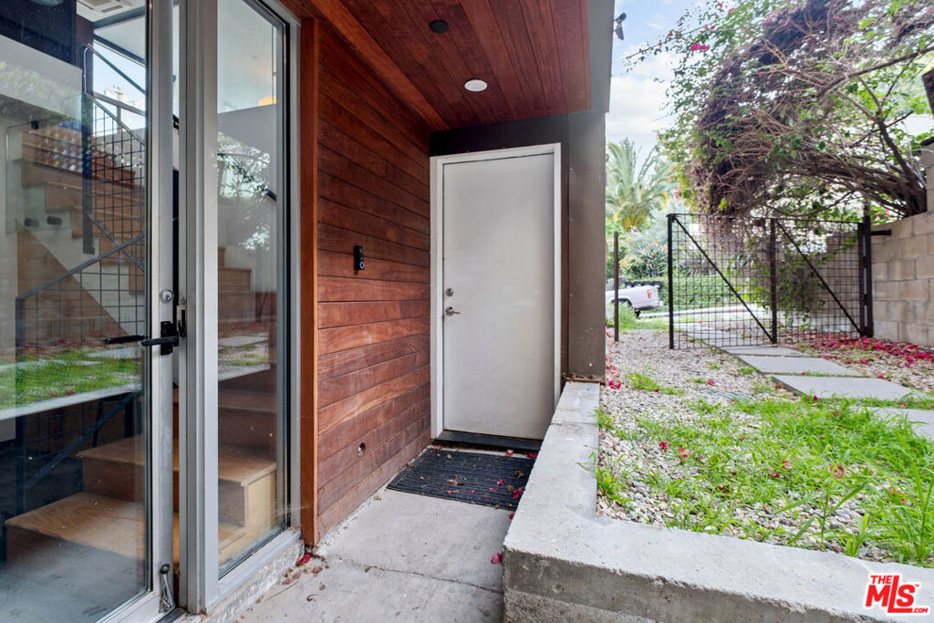 6127 Glen Tower Street - Photo 4