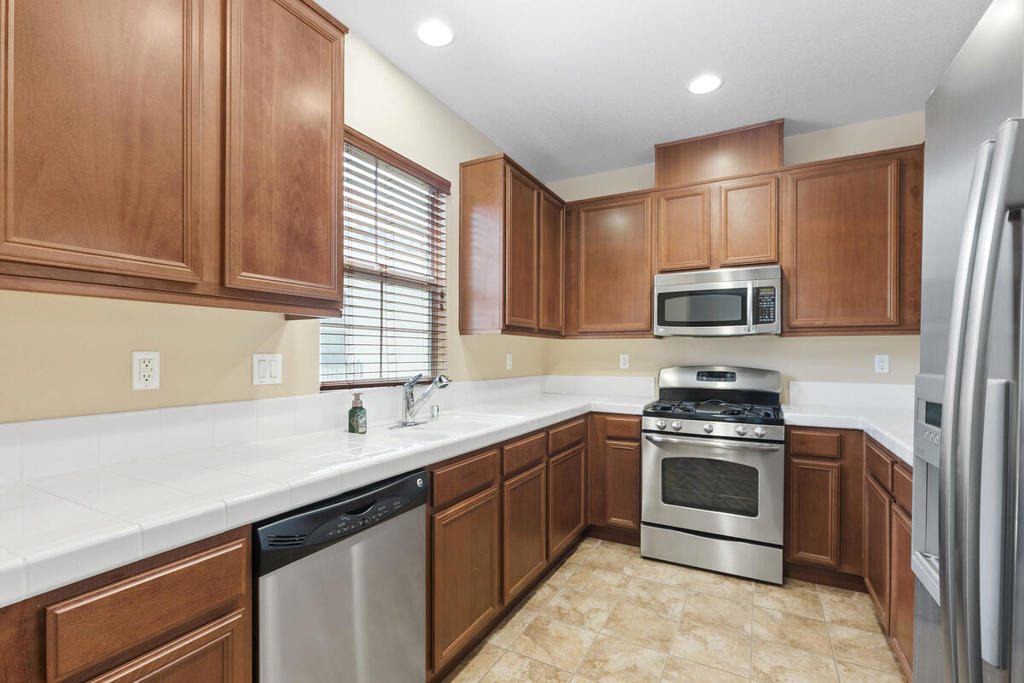 245 Paseo Gregario - Photo 4