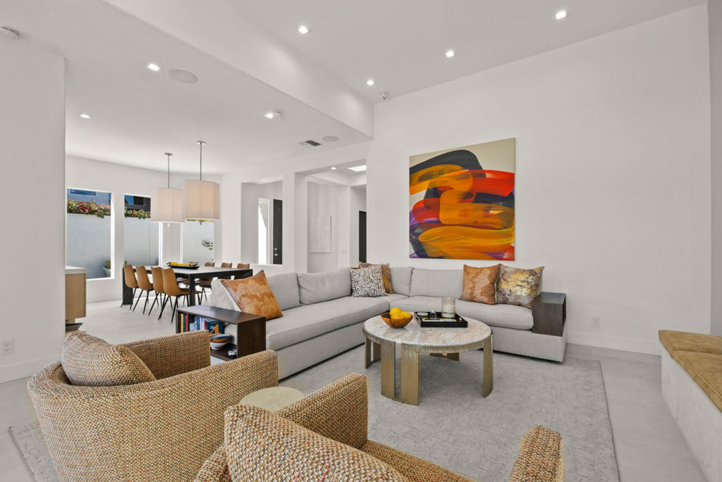407 Desert Holly Drive - Photo 8
