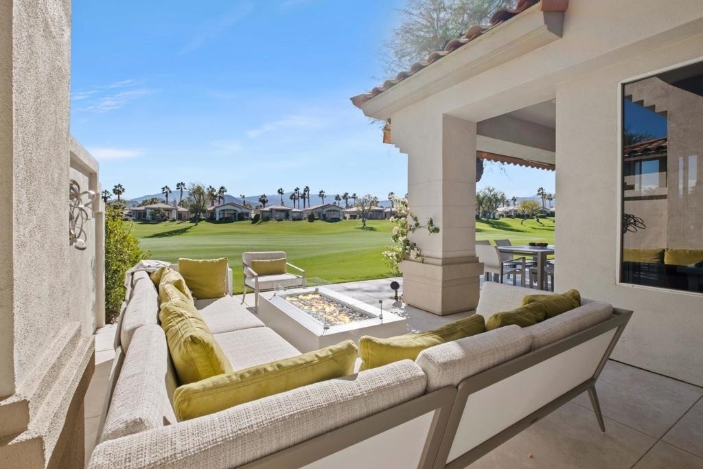 407 Desert Holly Drive - Photo 1