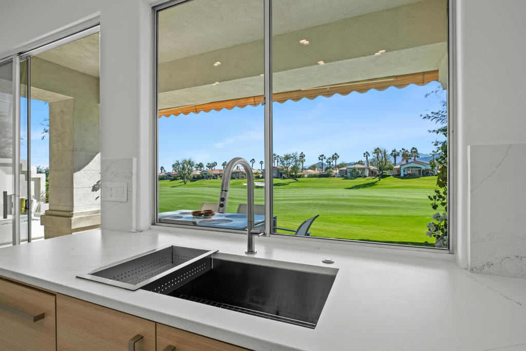 407 Desert Holly Drive - Photo 13