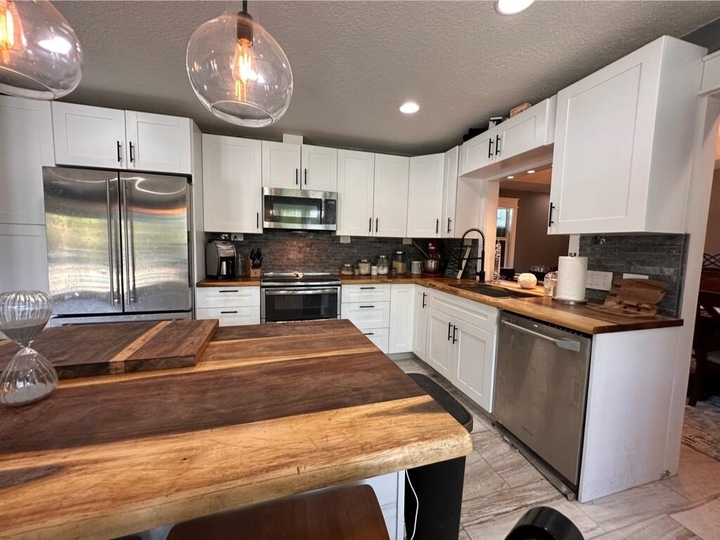 4332 145th Avenue N - Photo 20