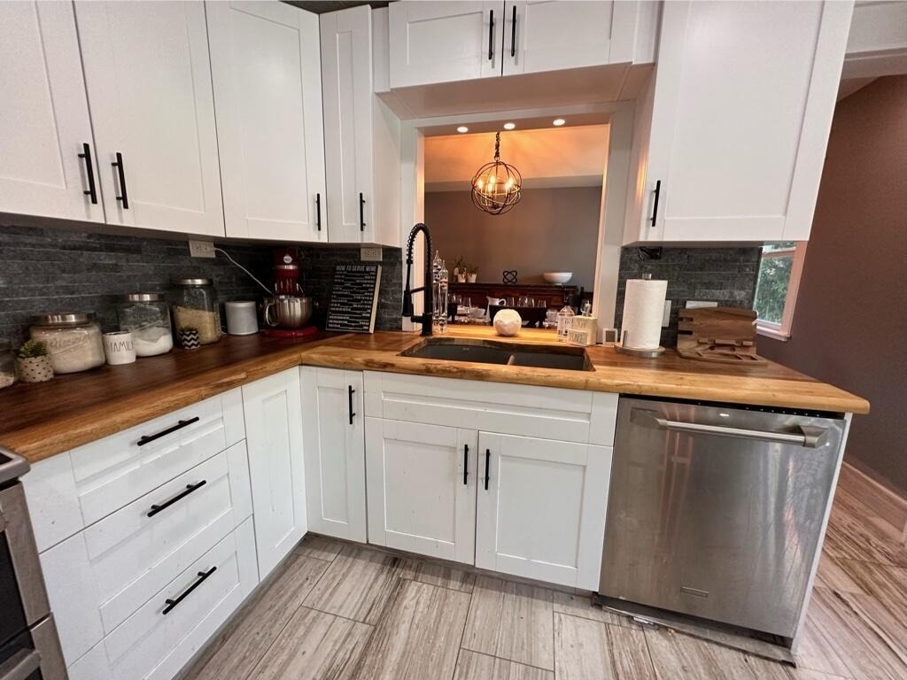 4332 145th Avenue N - Photo 18