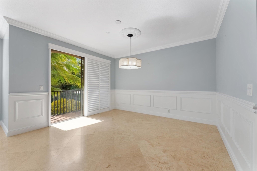 604 Ne Francesca Lane - Photo 14