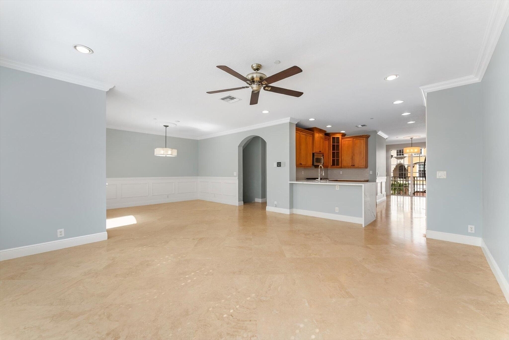 604 Ne Francesca Lane - Photo 10