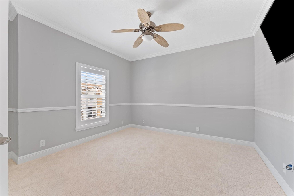 604 Ne Francesca Lane - Photo 25