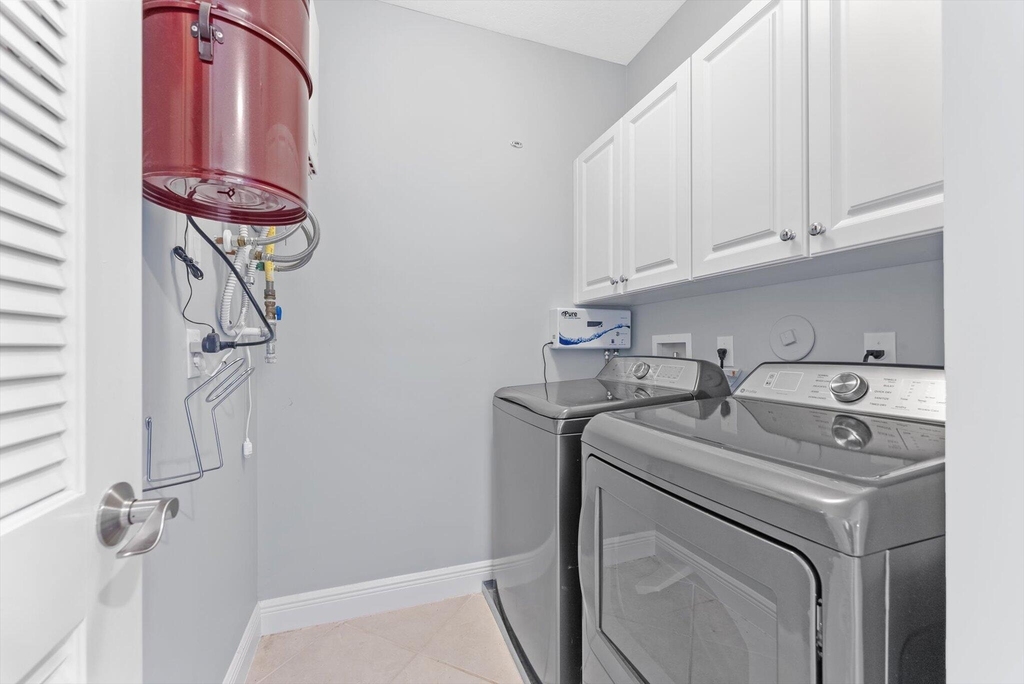 604 Ne Francesca Lane - Photo 28