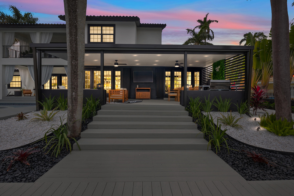 516 Royal Plaza Drive - Photo 6