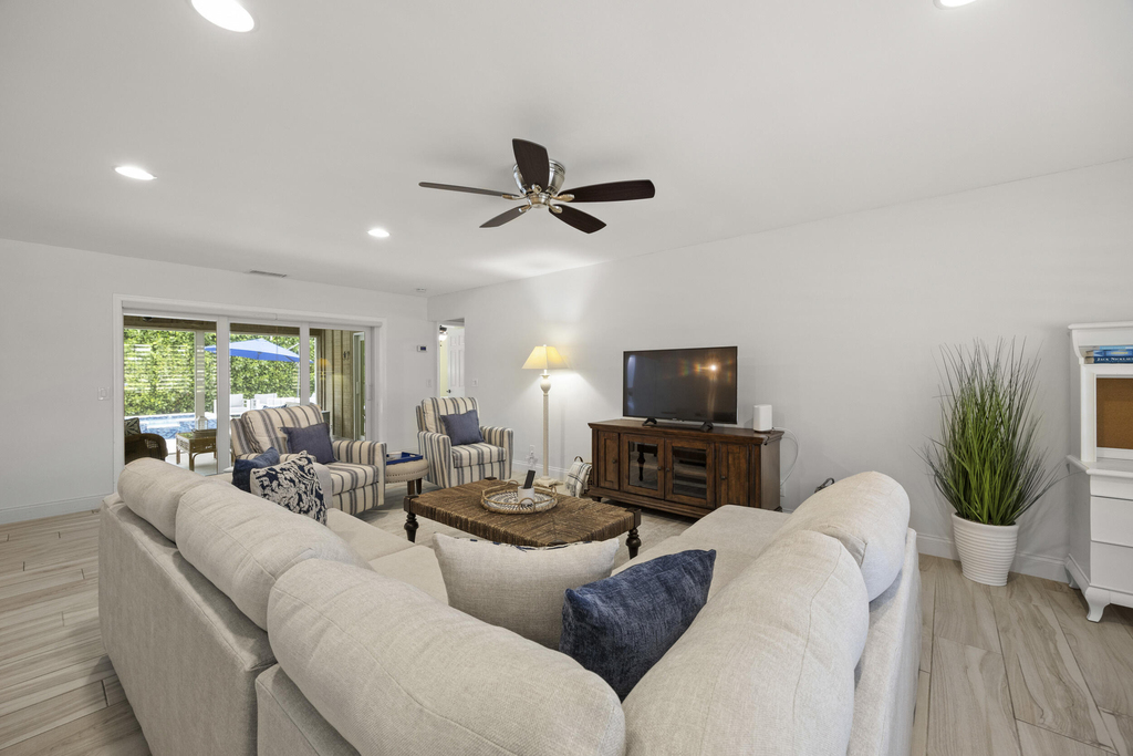 52 Pinehill Trail E - Photo 8